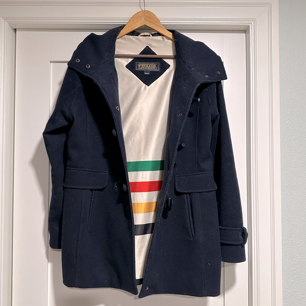 Pendleton waterproof wool coat. Great condition. Women’s medium. Navy blue